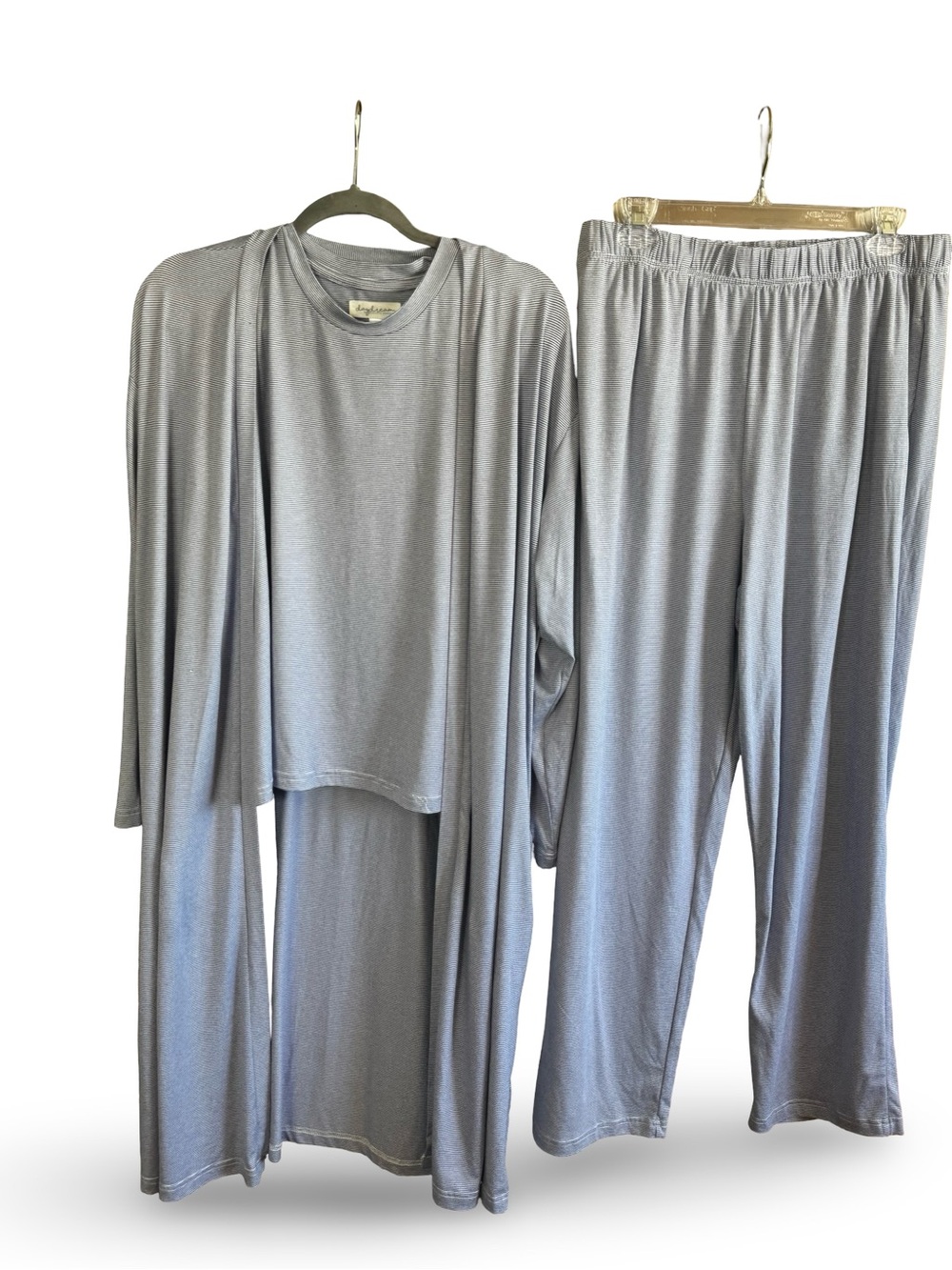 Three-Piece Light Gray Lounge Pajama Set - Cardigan, Tee & Elastic Pants